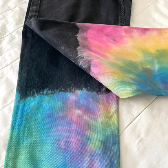 ✨ Split Spectrum Free Speech Jeanies – Size 30 ✨ - Picture 2 of 14